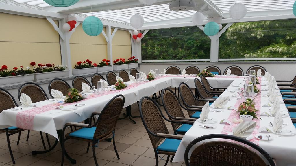 Hotel & Restaurant Park Cafe Isa Ерфурт Екстериор снимка