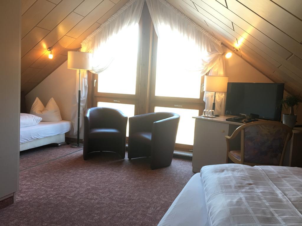 Hotel & Restaurant Park Cafe Isa Ерфурт Екстериор снимка