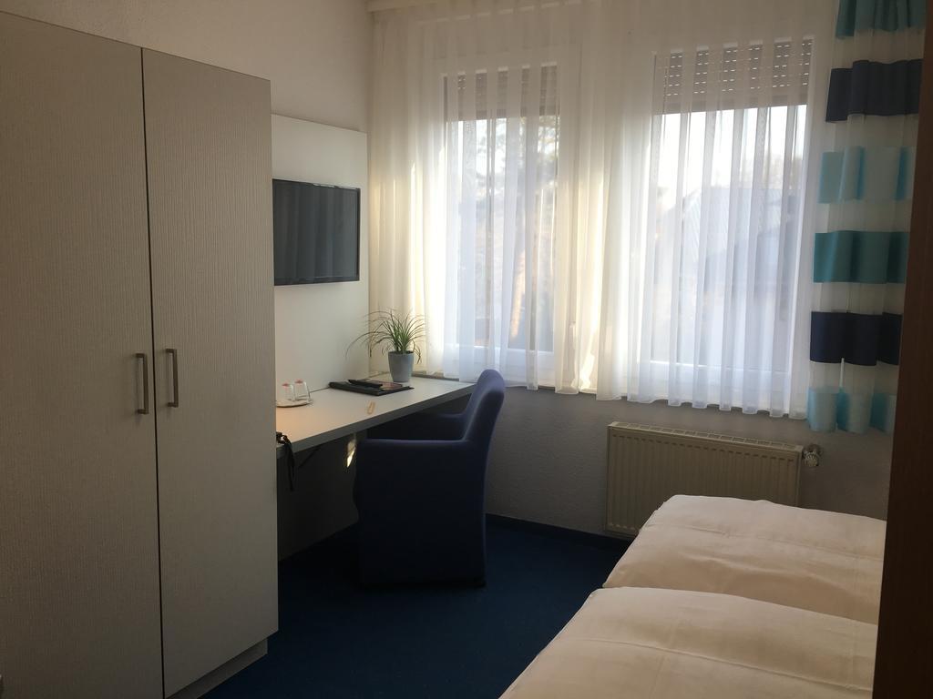 Hotel & Restaurant Park Cafe Isa Ерфурт Екстериор снимка